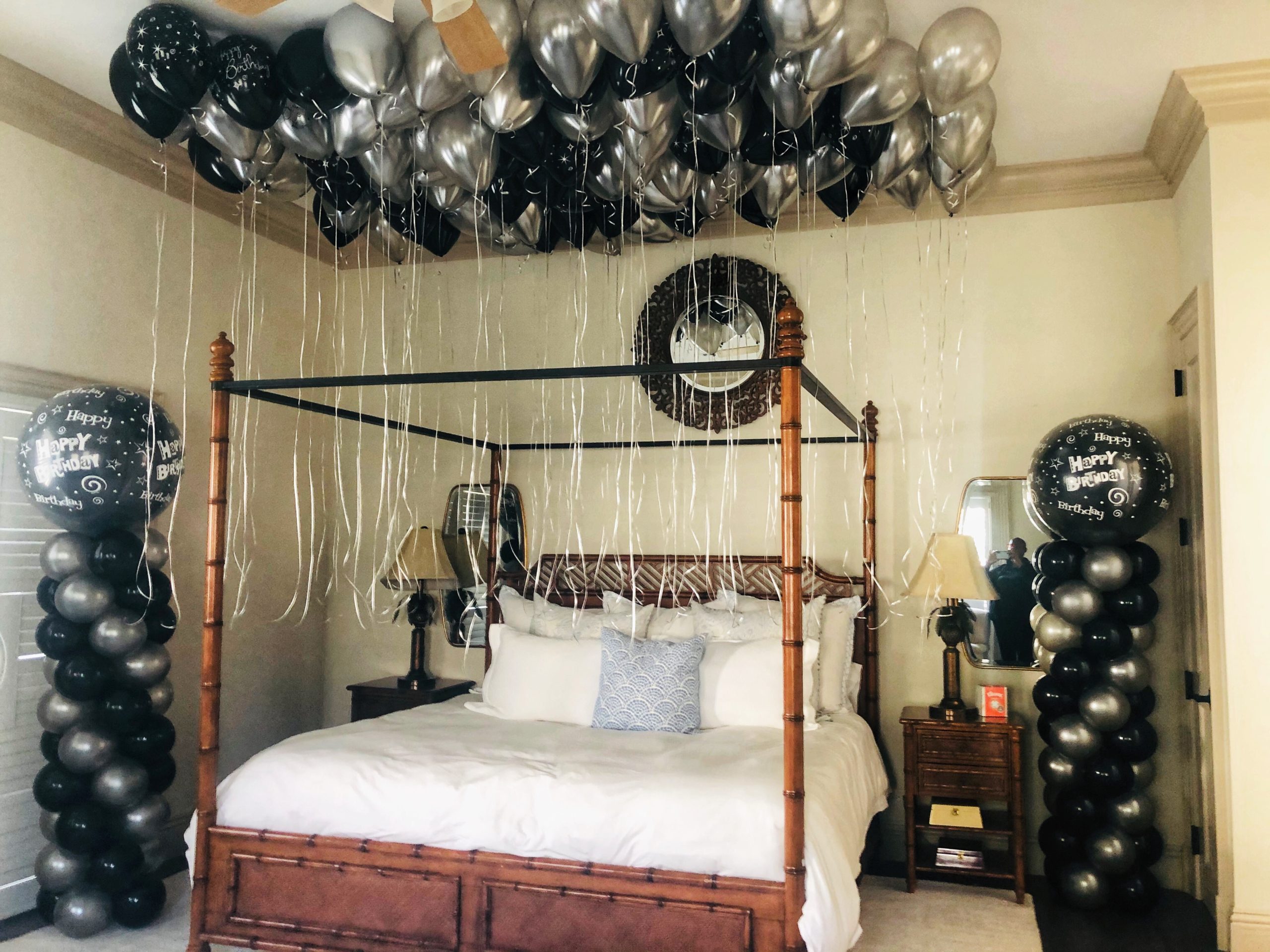 Balloon Ceiling DIY & Inspo - Devine Bride